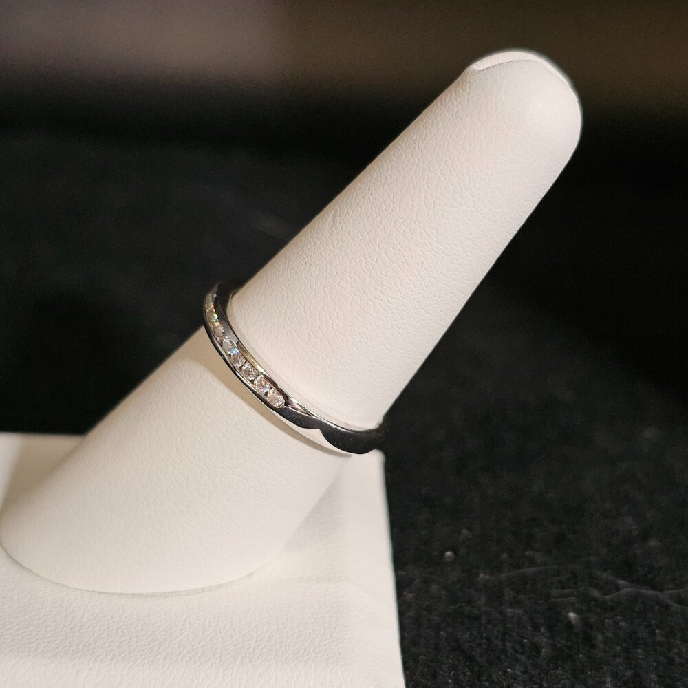 Gorgeous Moissanite 3 ring set. Size 8 - Picture 13 of 14
